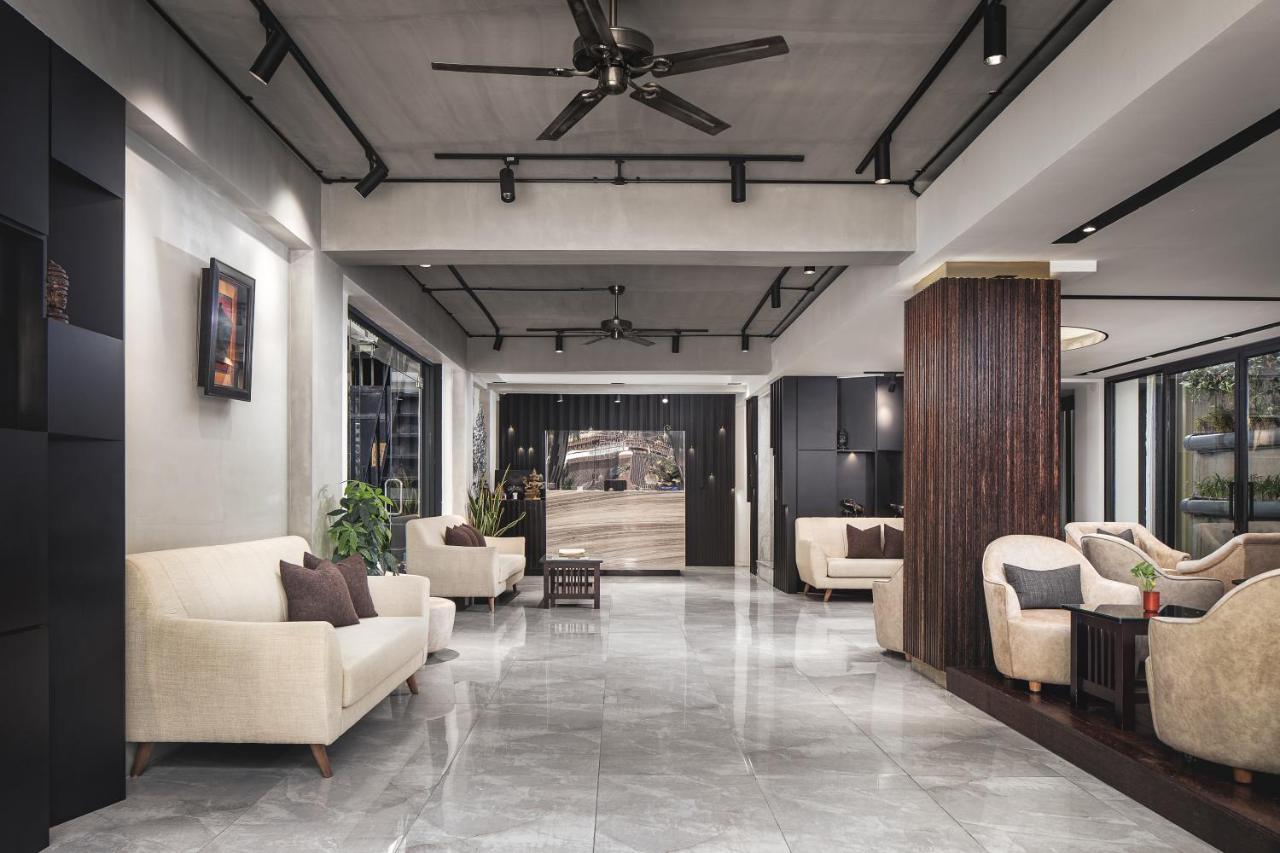 King Grand Boutique Hotel Πνομ Πενχ Εξωτερικό φωτογραφία